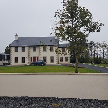 The Farmhouse Accomodation Claremorris Dış mekan fotoğraf